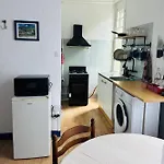 招待所 La Bonne 4*