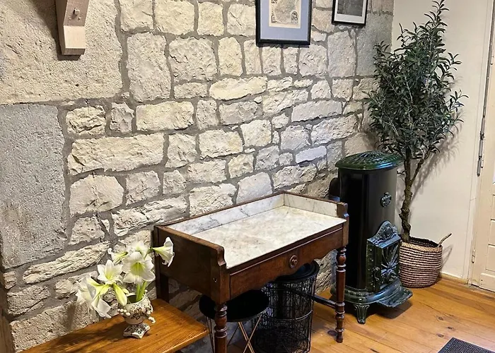 ゲストハウス La Bonne 3*